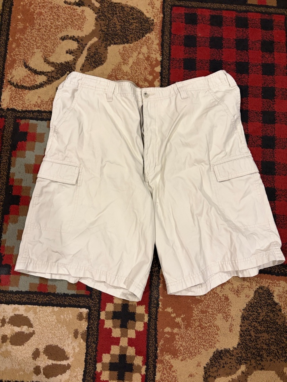 Men’s vintage Woolrich cargo shorts